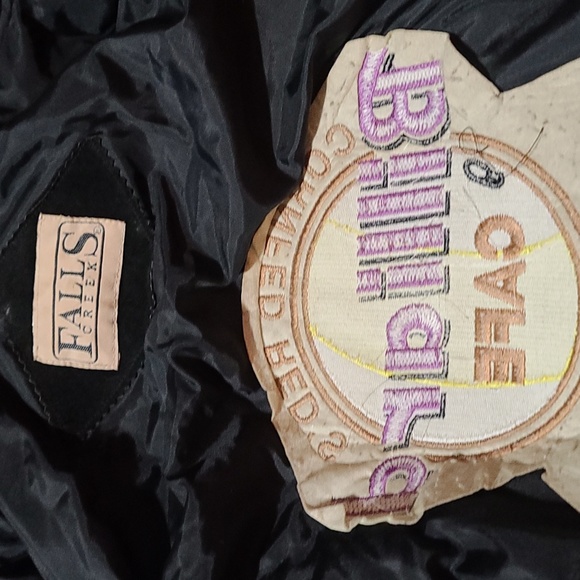 Leather jacket - Picture 2 of 8